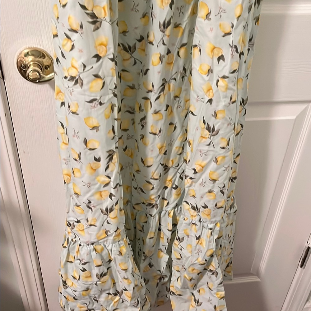 Lemon Print Sundress - Picture 3 of 8